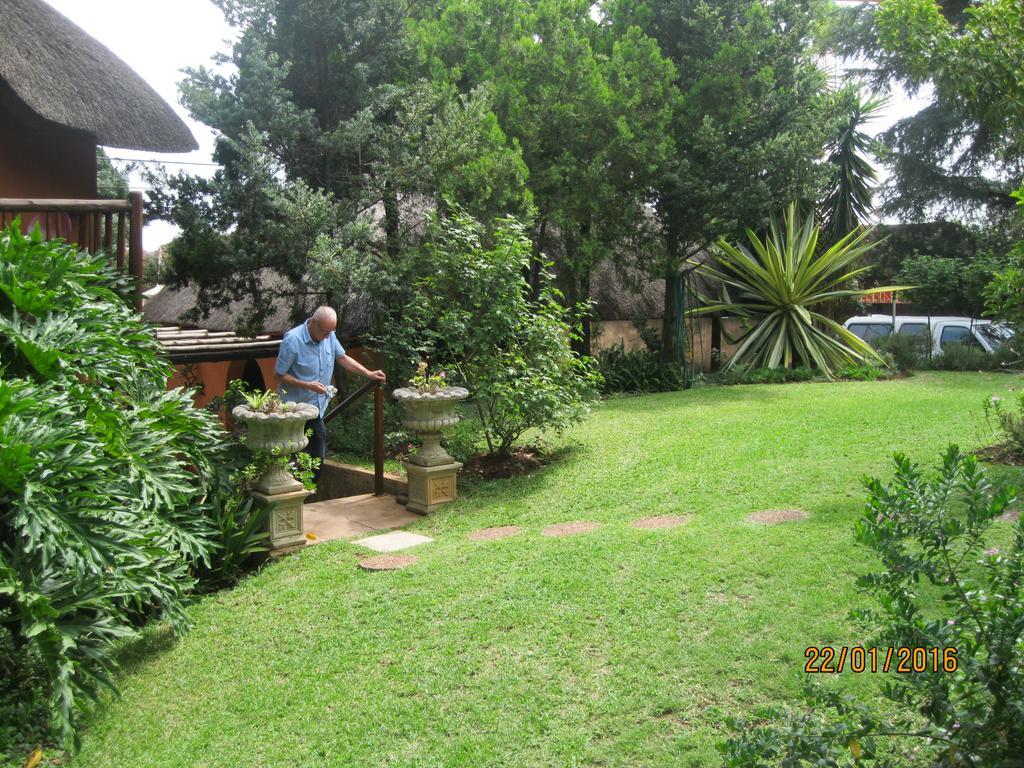 Treetops & Treats Guest House Pretoria Exterior foto
