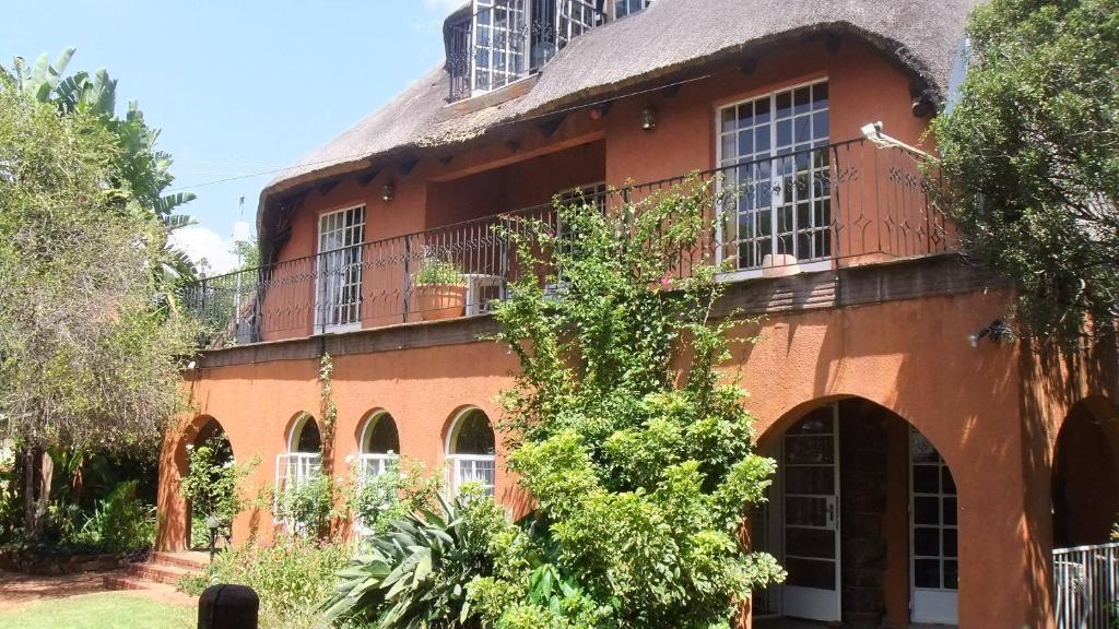 Treetops & Treats Guest House Pretoria Exterior foto