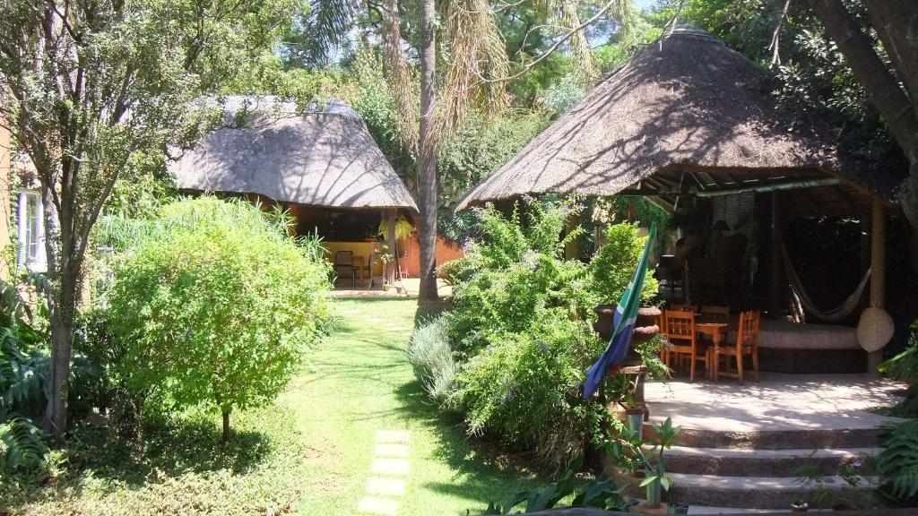 Treetops & Treats Guest House Pretoria Exterior foto