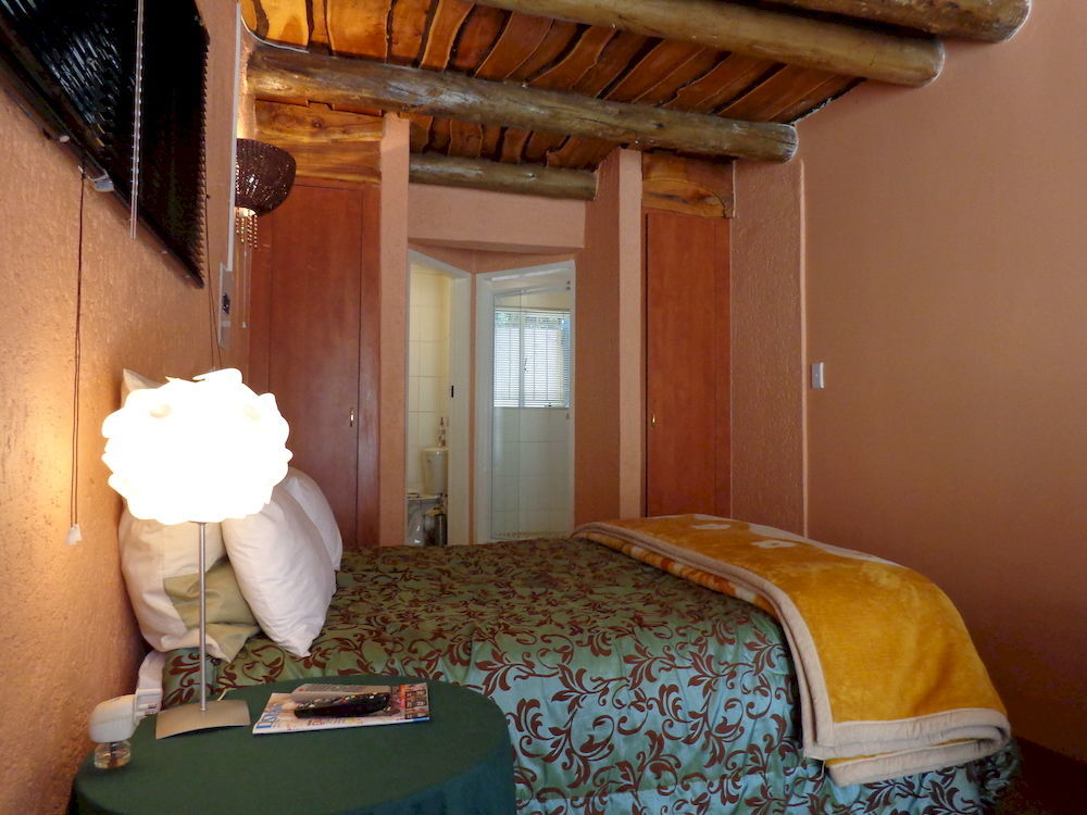 Treetops & Treats Guest House Pretoria Exterior foto